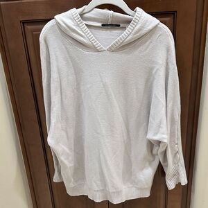 T Tahari Cream Hooded Sweater